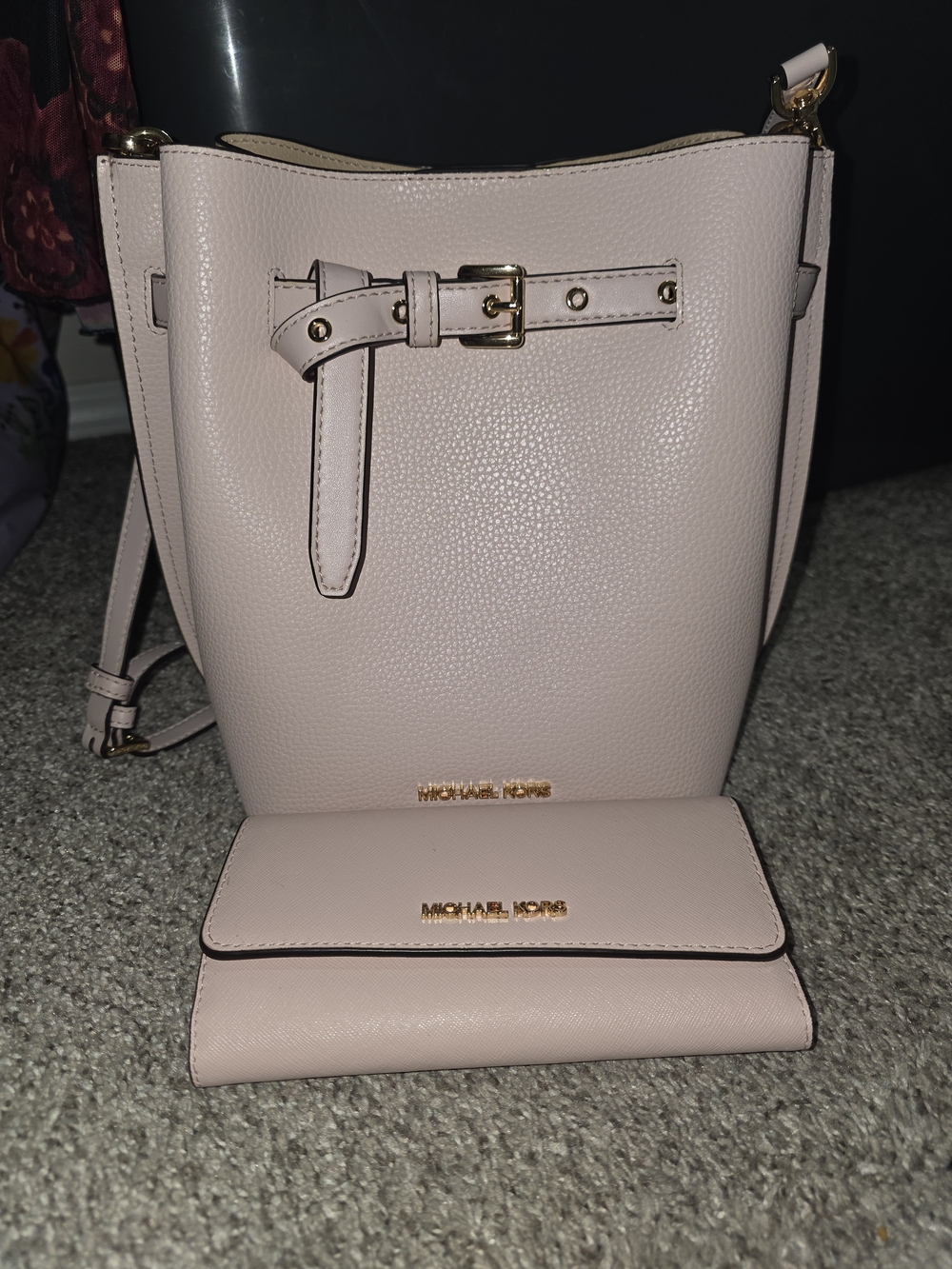 MK Michael Kors Emilia Bucket Bag & Jet Set Wallet Set Powder Blush Pink